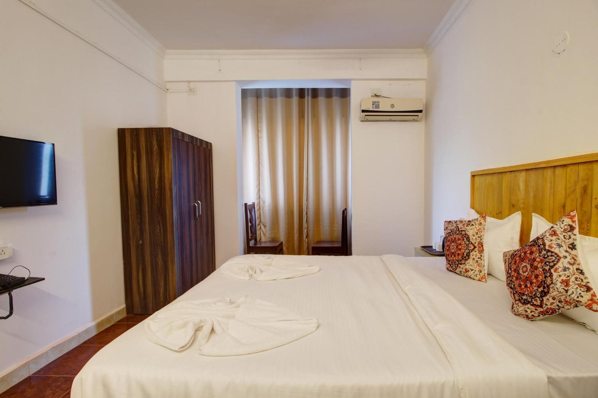 Hotel Pleasure Inn Near Turtle Beach Morjim Manage By Ld Group Of Hospitality Eksteriør bilde